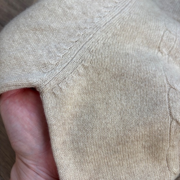 Vintage Holt Renfrew 100% Cashmere Turtleneck - Picture 5 of 6